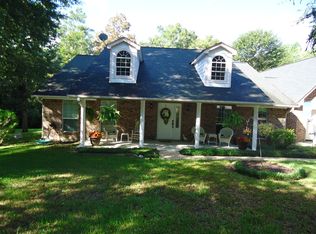 263 Dogwood Ln, Huntsville, TX 77320