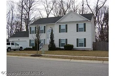 8113 Sagamore Way photo 1