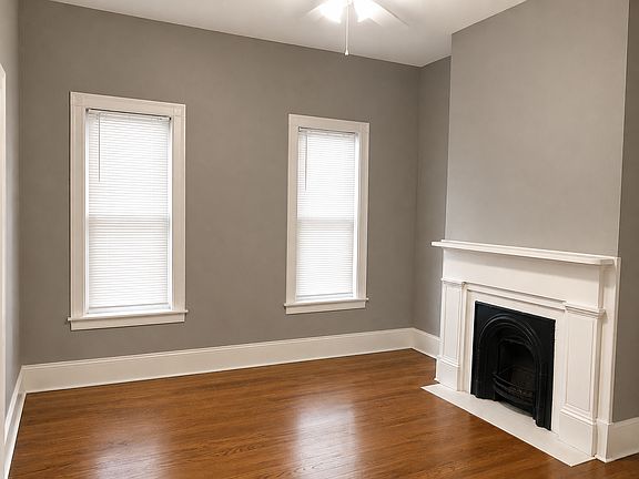 3rd image of 239 E Broad St