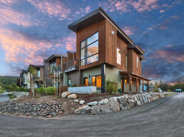 12869 Ice House Loop, Truckee, CA 96161