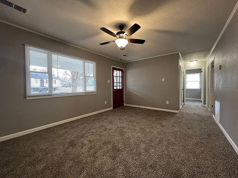 3577 Sunrise St — Photo 6