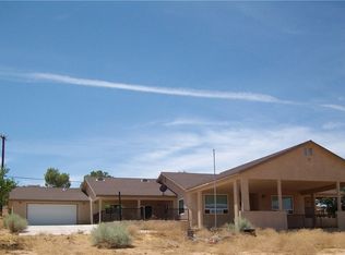 25672 Skyline Dr, Apple Valley, CA 92308