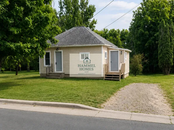 720 Lindoo Ave E, Ladysmith, WI 54848
