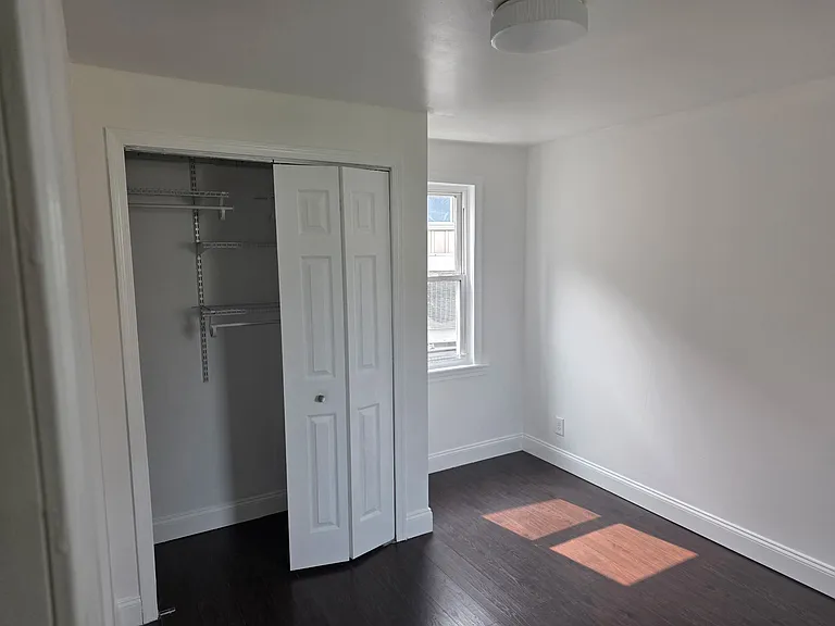 2375 Jennie Ave — Photo 4