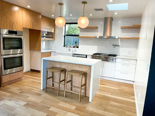 7721 1/2 Thousand Oaks Dr, Tujunga, CA 91042