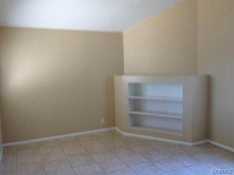 4th image of 1541 N Massaro Ln