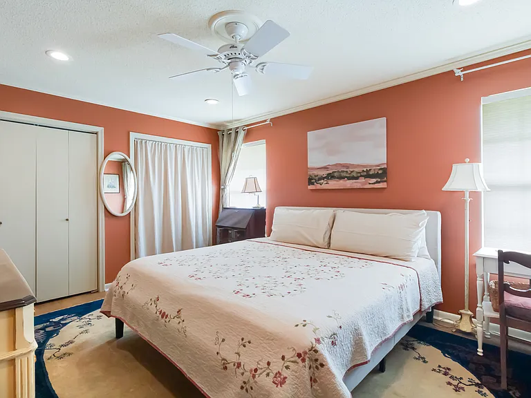 412 Woodvale Ave — Photo 18