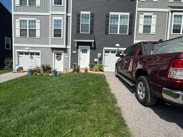 194 Hudson Blvd, Red Lion, PA 17356