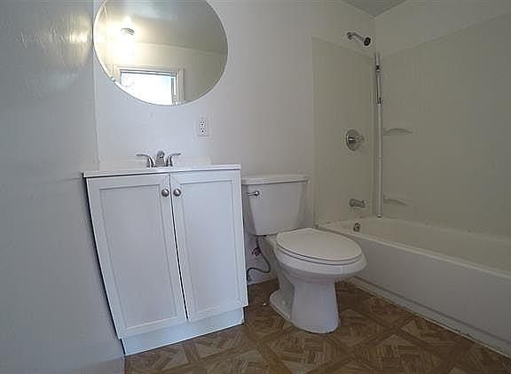 4th image of 6451 Imperial Ave