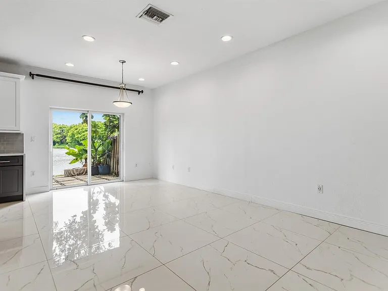 5056 SW 141st Ave #1 — Photo 45
