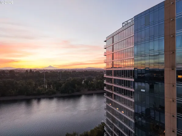 836 S Curry St #1508, Portland, OR 97239