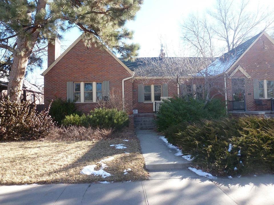 1st image of 1564 Glencoe St