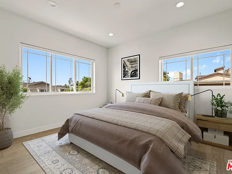 5019 Maplewood Ave #101 — Photo 5