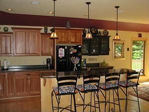 3rd image of 5841 Chapel Hill Dr