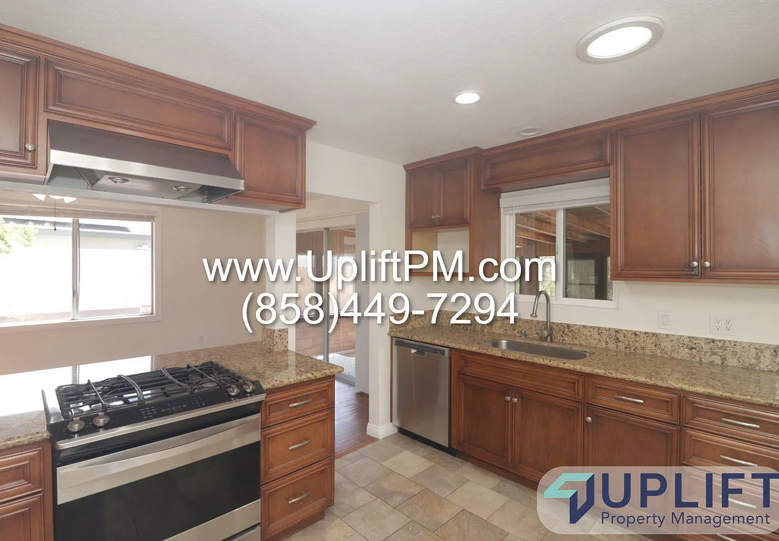 3 bed, 1.5 bath, 1051 sqft, $3,695 — Photo 1