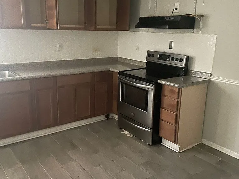 3110 Sunrise St — Photo 7