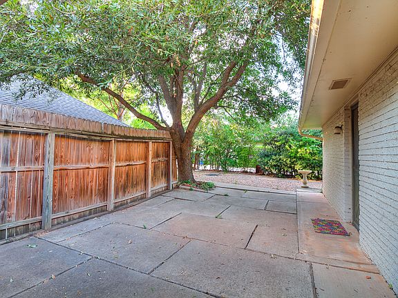 4th image of 12401 Green Valley Dr