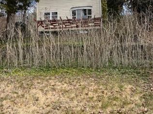 335 State Route 39, New Fairfield, CT 06812