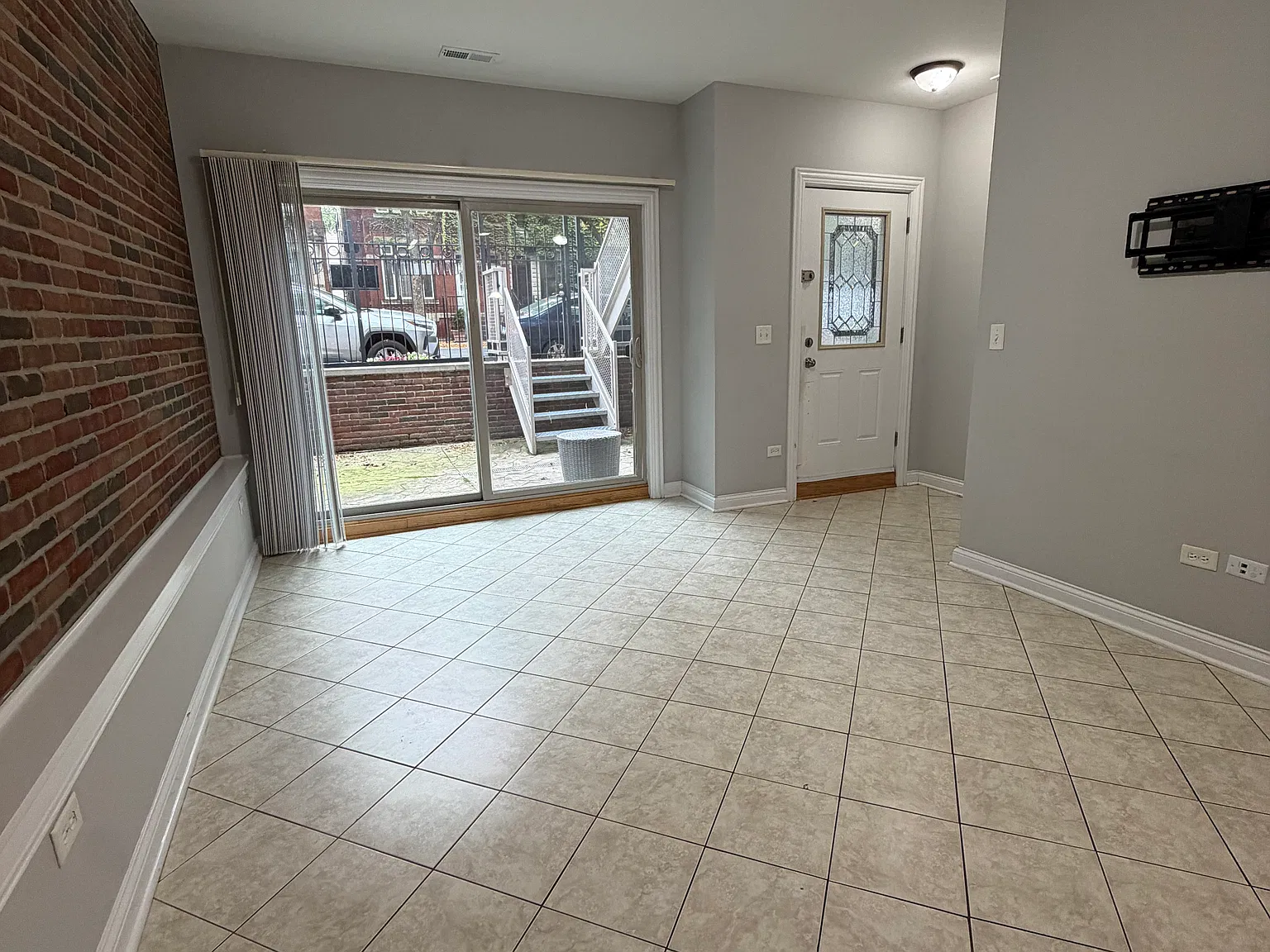 1 bed, 750 sqft, $1,700 — Photo 4