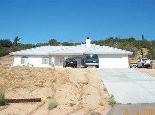 6878 Middleton Ave, Hesperia, CA 92345