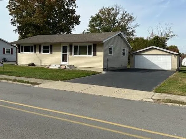 546 N Maple St, Pittsboro, IN 46167