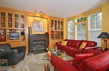 3rd image of 2148 Newport Way NW