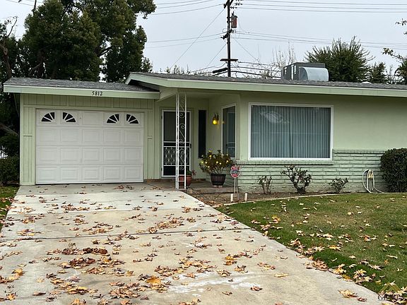 3rd image of 18360 Indian Wells Avenue