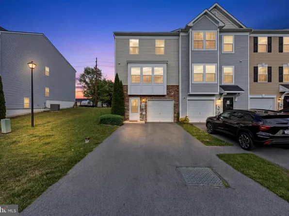 159 Natural Way, Martinsburg, WV 25404