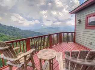 857 White Tail Trl, Banner Elk, NC 28604