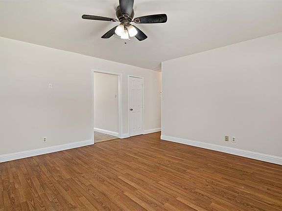 5th image of 13236 Blossomheath Ln
