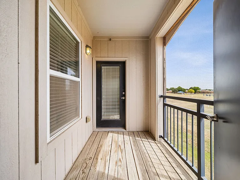 Windscape Apartments — Photo 20