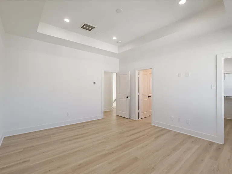 8315 Brecha Ln — Photo 23