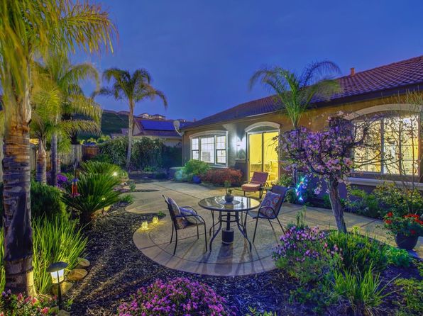 488 Lone Spur Dr, Folsom, CA 95630