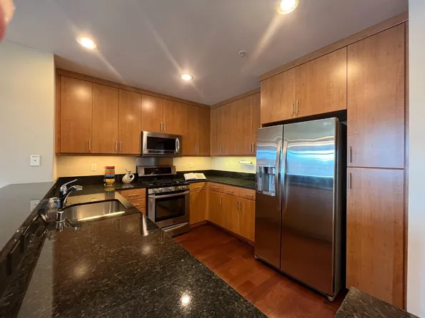 288 3rd St Unit 604, Oakland, CA 94607