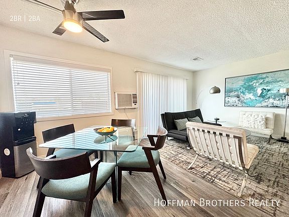 3rd image of 1623 Victory Blvd #14A