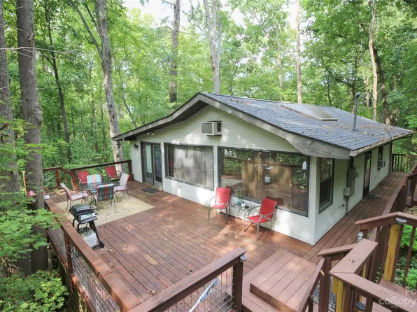 760 Luther Burbank Dr, Lake Lure, NC 28746