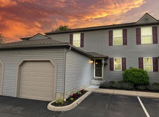 5586 Wigmore Dr #33, Columbus, OH 43235