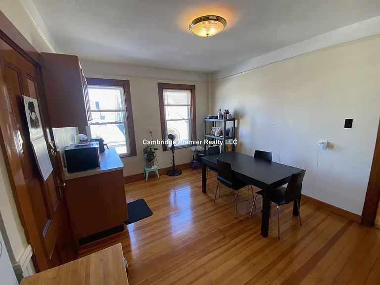48 Putnam St #1 — Photo 5