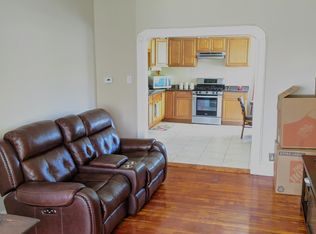 864 Riverside Dr #2B, Methuen, MA 01844