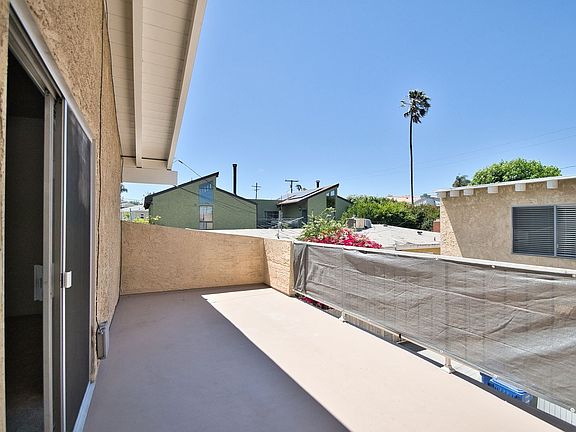 5th image of 1708 Marshallfield Ln APT B