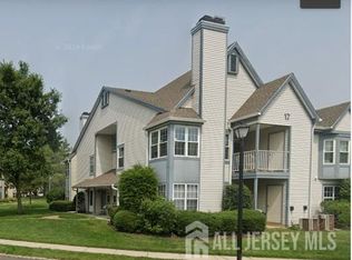 177 Andover Pl, Robbinsville, NJ 08691