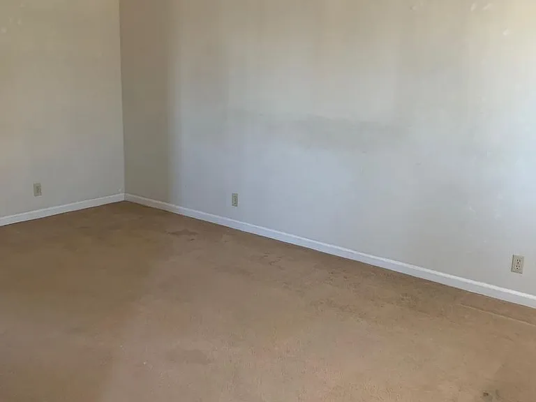 710 Harvard Ave — Photo 2