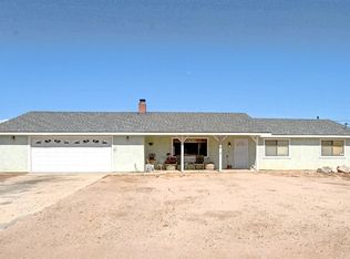 8445 8th Ave, Hesperia, CA 92345