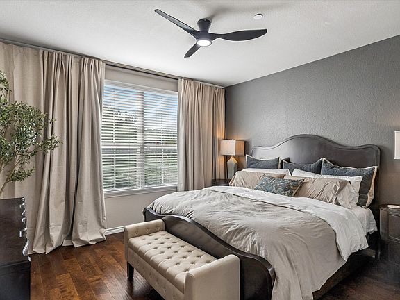 4th image of 950 Henderson St APT 1220