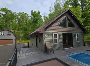 4842 W Cosgrove Lake Rd, Florence, WI 54121