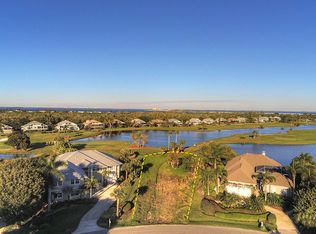 9042 Mockingbird Dr, Sanibel, FL 33957
