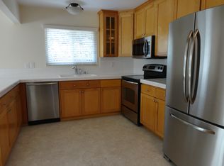 770 Kendon Ln, Novato, CA 94947