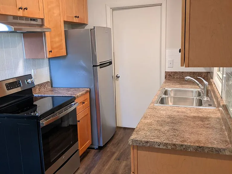 554 Love Hollow Rd — Photo 17