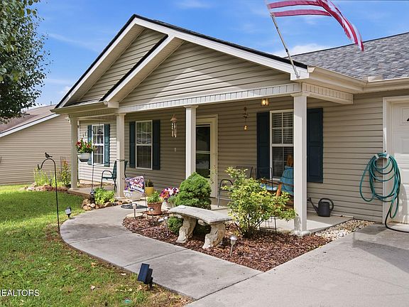 5th image of 5115 Cedar Knoll Dr