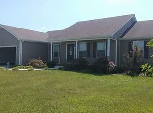 1637 Calgary Way, Bowling Green, KY 42101
